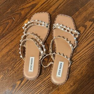 Steve Madden Nude/Tan Pyramid Stud Sandals